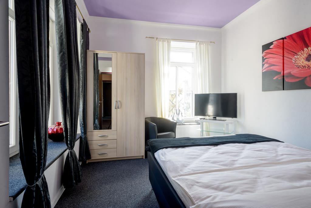 Villa Linde Zuchwil Zimmer foto